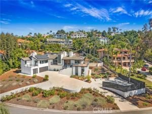 MLS #OC25221401 image #0