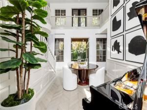 MLS #OC25221742 image #0