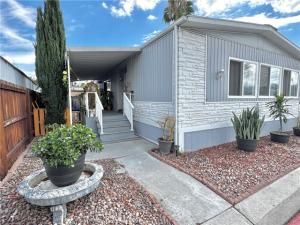 MLS #OC25221746 image #0