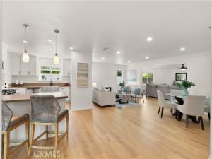 MLS #OC25221846 image #0