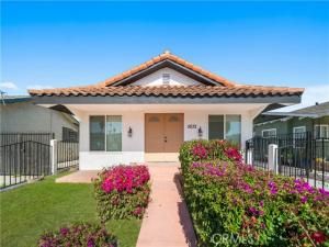 MLS #OC25222061 image #0