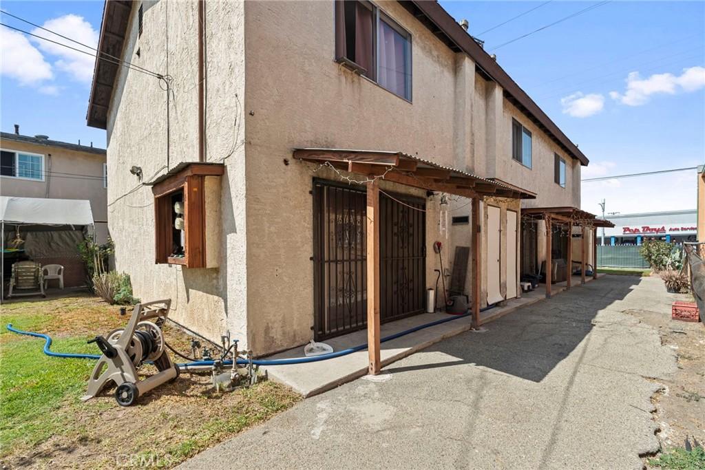 MLS #OC25222143 image #0