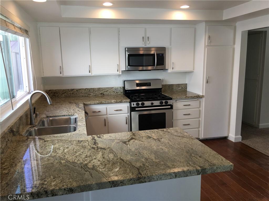 MLS #OC25222227 image #0