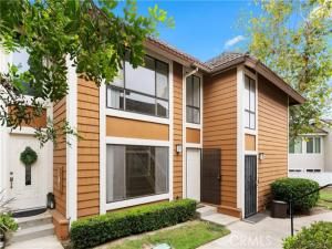 MLS #OC25222850 image #0