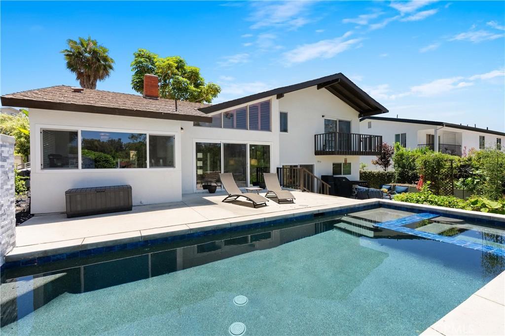 MLS #OC25223272 image #0