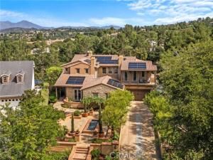 MLS #OC25223609 image #0