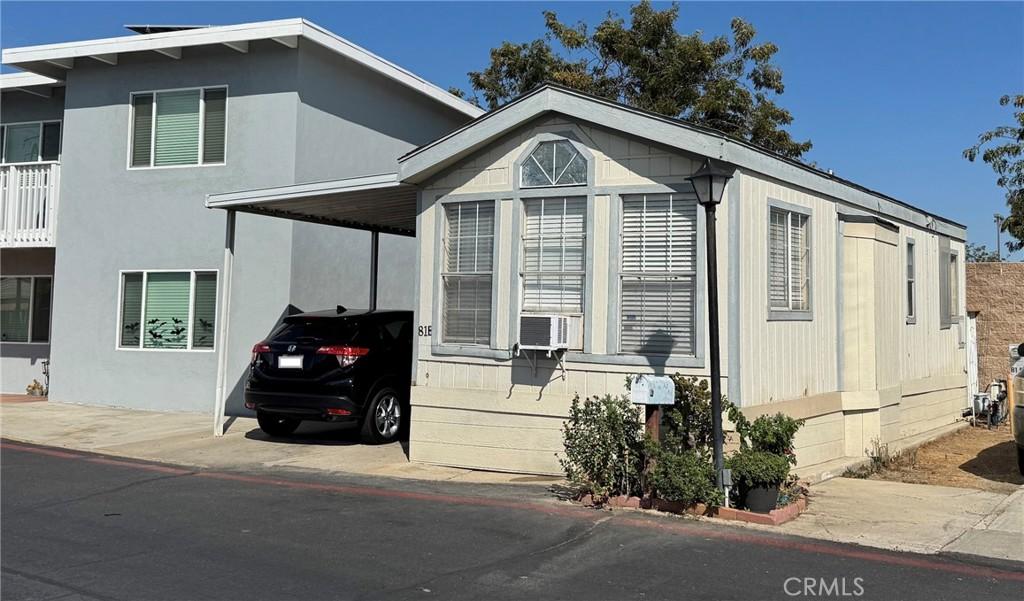 MLS #OC25223695 image #0