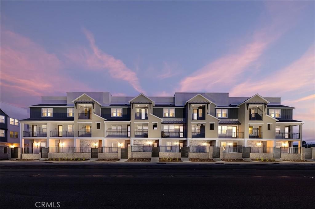 MLS #OC25223764 image #0