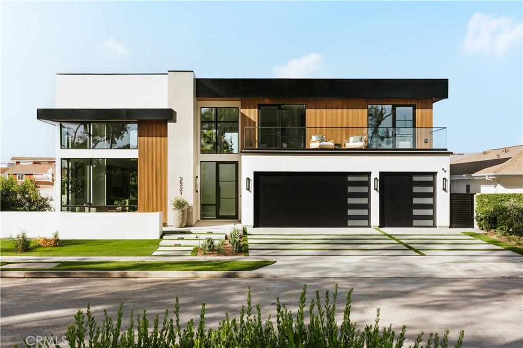 MLS #OC25223910 image #0