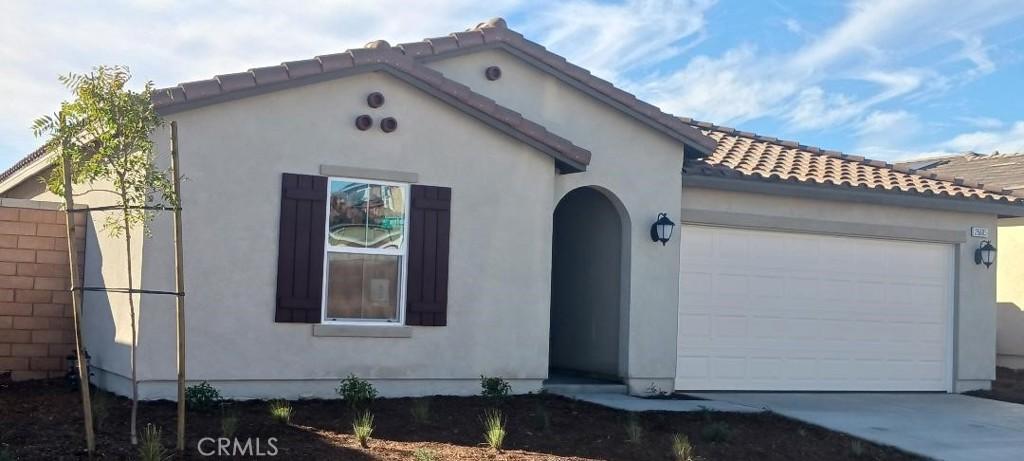 MLS #OC25223981 image #0