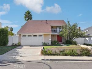 MLS #OC25224701 image #0