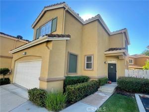 MLS #OC25224805 image #0