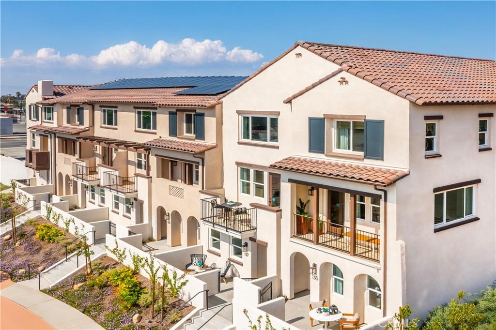 MLS #OC25224979 image #0