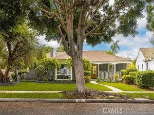 MLS #OC25225285 image #0