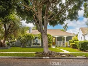 MLS #OC25225285 image #0