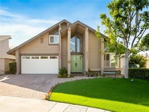 MLS #OC25225307 image #0