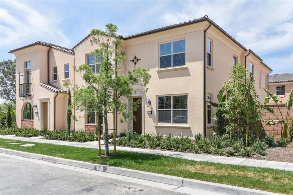 MLS #OC25225555 image #0