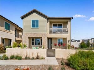 MLS #OC25225907 image #0