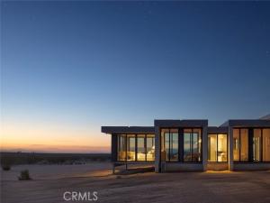 MLS #OC25225940 image #0