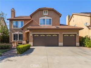 MLS #OC25226034 image #0