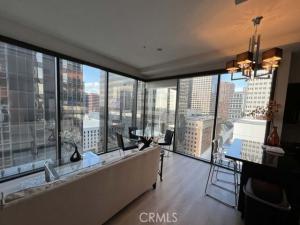 MLS #OC25226181 image #0