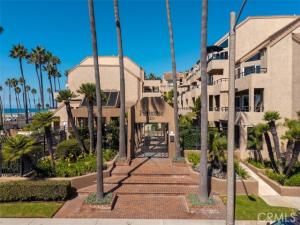 MLS #OC25226364 image #0