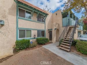 MLS #OC25226369 image #0