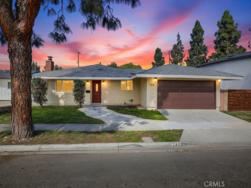 MLS #OC25226722 image #0