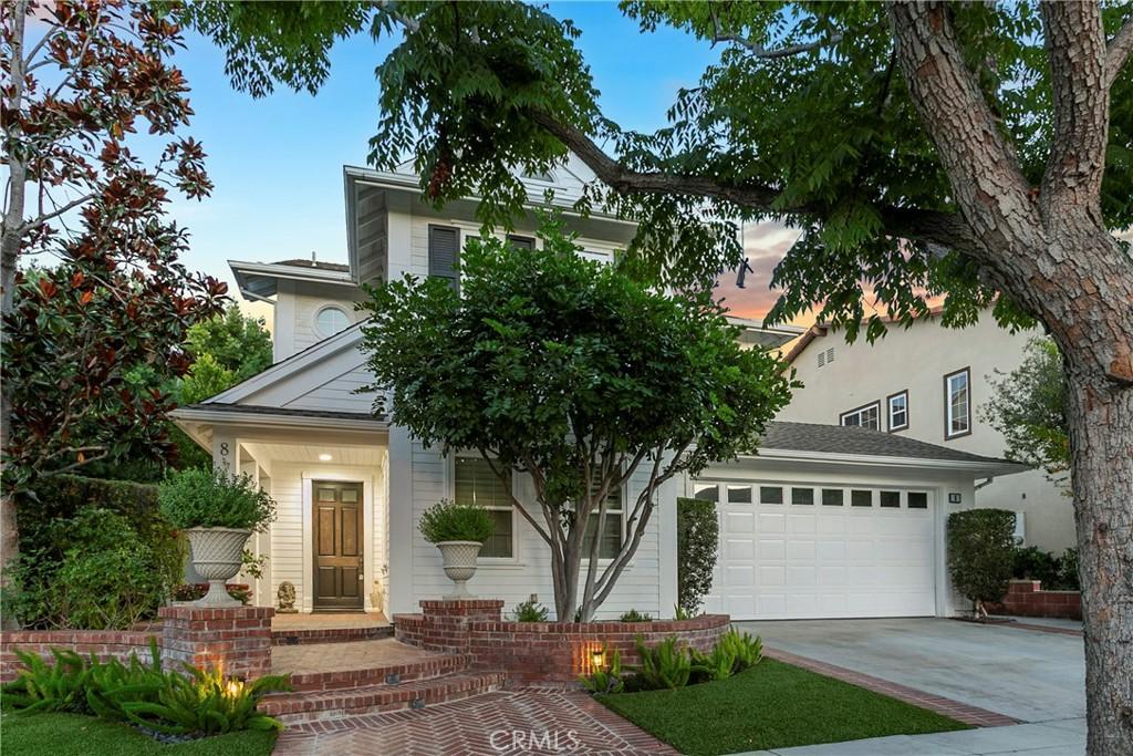 MLS #OC25226832 image #0