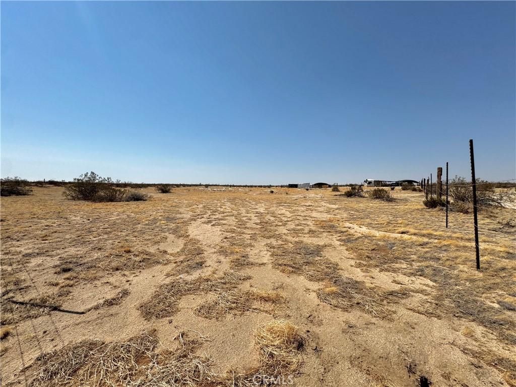 MLS #OC25227125 image #0