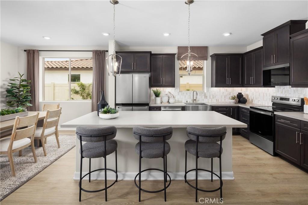 MLS #OC25227130 image #0