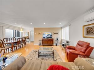 MLS #OC25227483 image #0