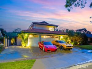 MLS #OC25228321 image #0