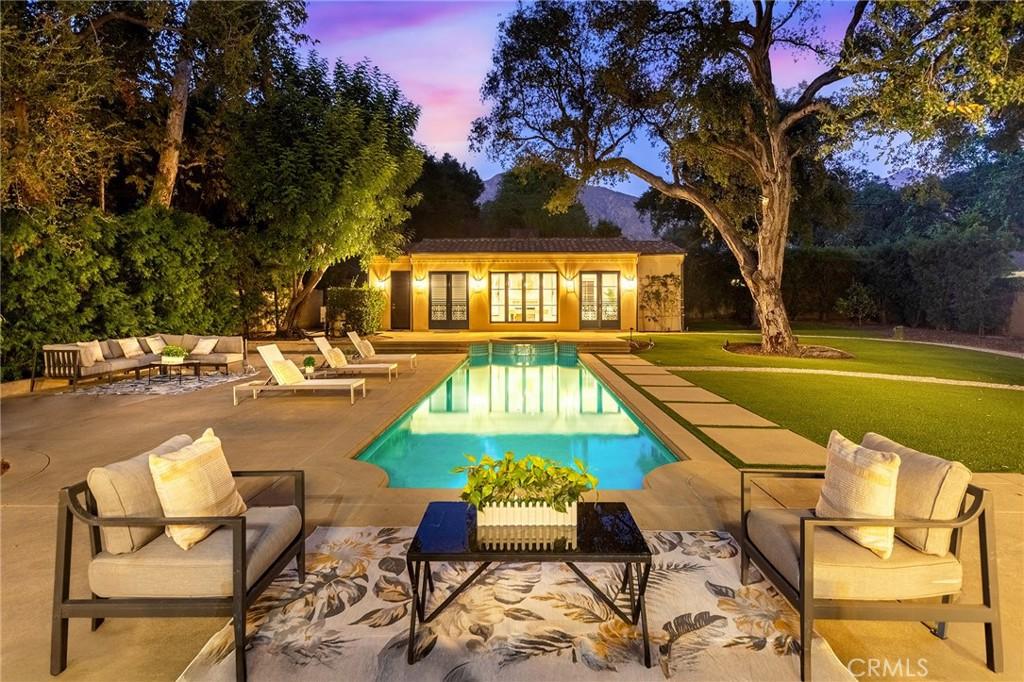 MLS #OC25228425 image #0