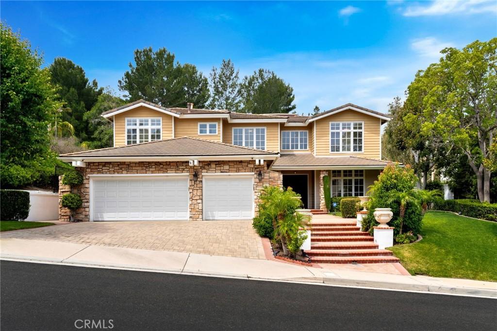 MLS #OC25228545 image #0