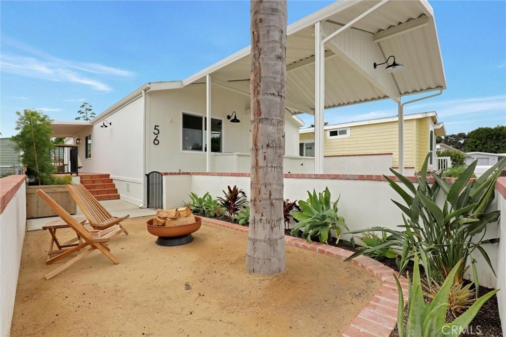 MLS #OC25228683 image #0