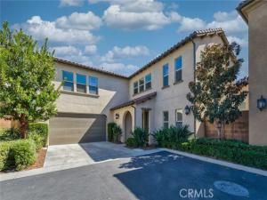 MLS #OC25228722 image #0