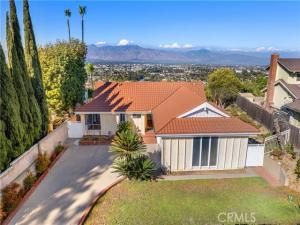 MLS #OC25229015 image #0