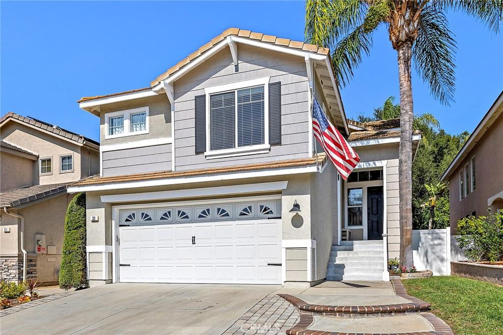 MLS #OC25229351 image #0