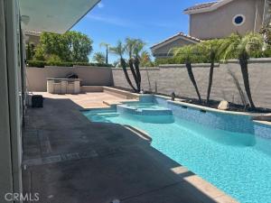 MLS #OC25229544 image #0