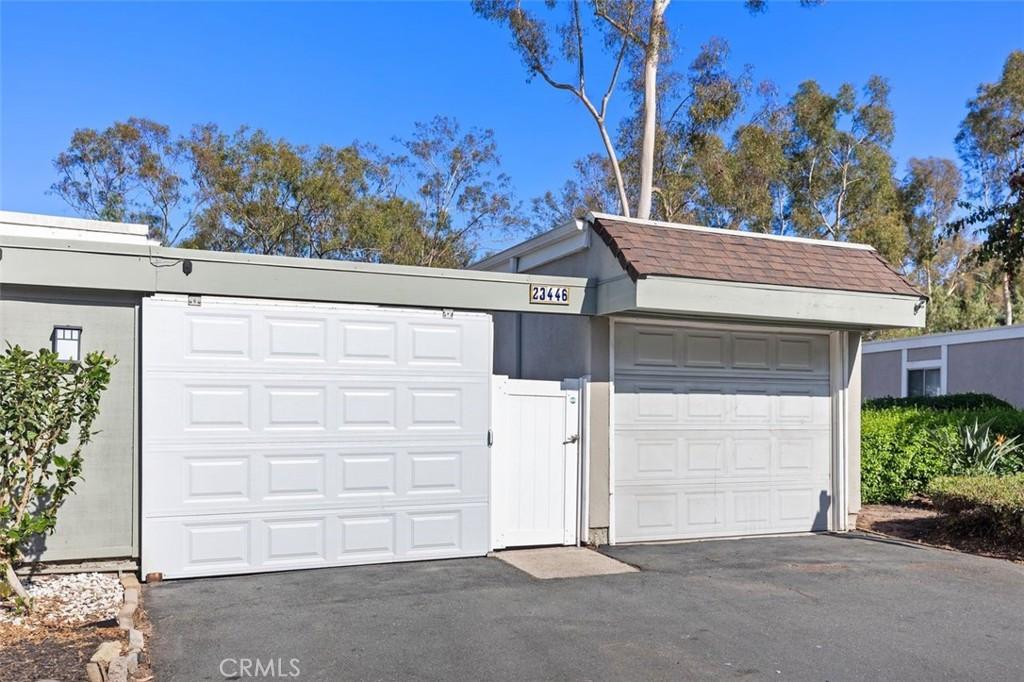 MLS #OC25229706 image #0