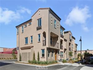 MLS #OC25230251 image #0