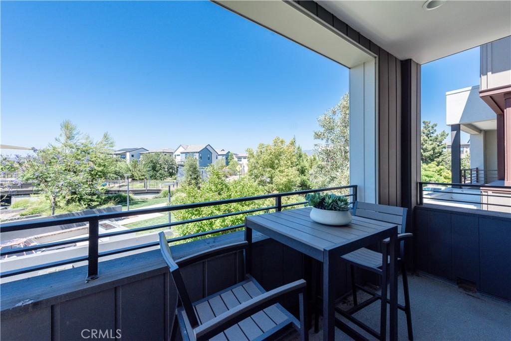 MLS #OC25231061 image #0