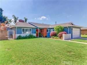 MLS #OC25231617 image #0