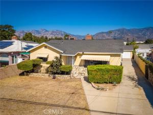 MLS #OC25231690 image #0