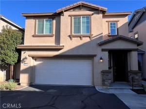 MLS #OC25231719 image #0