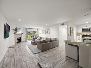 MLS #OC25231725 image #0