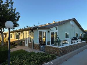 MLS #OC25232276 image #0