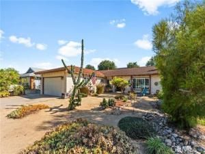 MLS #OC25232357 image #0