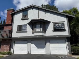 MLS #OC25232412 image #0